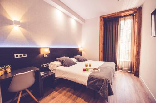 Hostal Marlasca - image 14