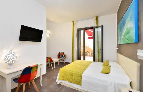 Damavi Suite 2 5