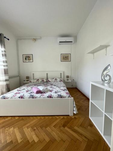 Apartments Mornar