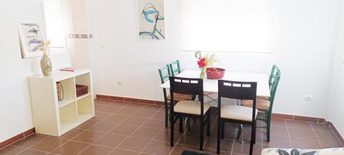 PRECIOSO APARTAMENTO NUEVO CON PISCINA