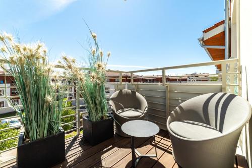Black Pearl - Neptun Park by OneApartments