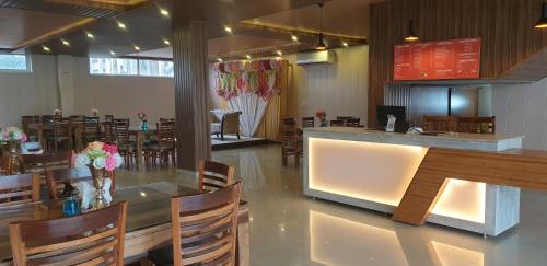 Maple Leaf Hotel photo 4