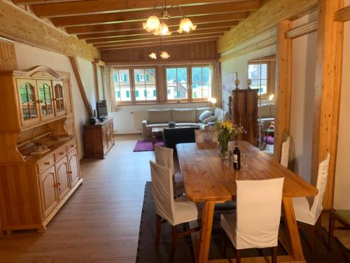  Beautiful Home In Hemmet With 3 Bedrooms And Wifi, Pension in Falen