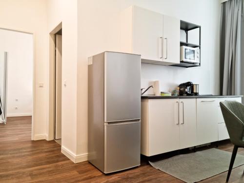Deluxe Appartement with Kitchen and Various Views image 3