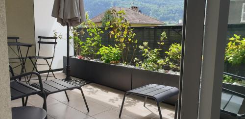 Balcony/terrace, Les Campanules near Filature Arpin