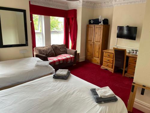 Robyn's Guest House - image 14