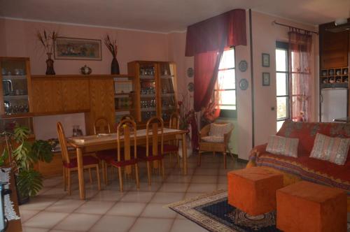 Közös társalgó / TV, B&B Fra e Fe in Arborea