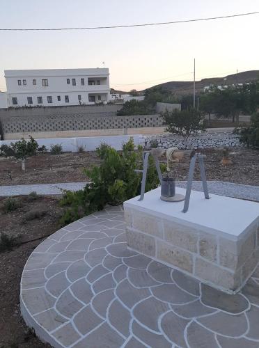 Kimolian Monopolis - Alyki House
