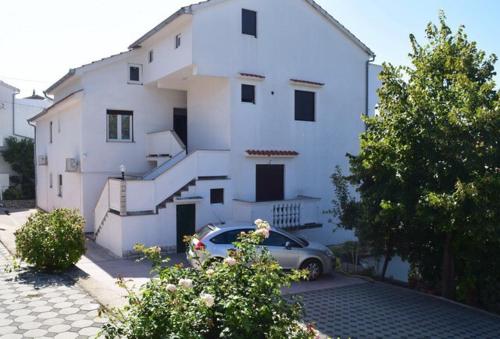APARTMAN TEANNA