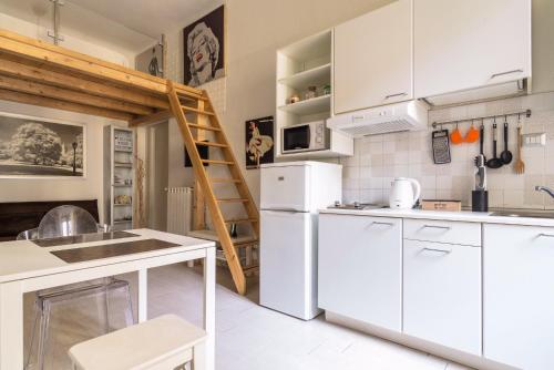 Charming nest in the heart of Milano-Isola, Milan (photo 2)