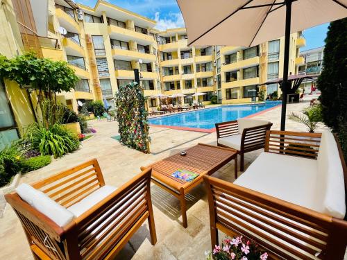 Complex Sands Holiday Apartments 1
