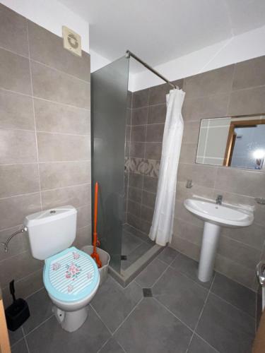 Two-Bedroom Apartment with Free Wifi (4 Adults + 2 Children) room in Complex Sands Holiday Apartments