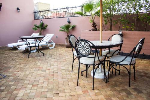 Riad Merzouga – Marrakech, KY