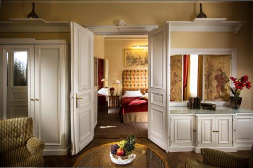 Suite, senior