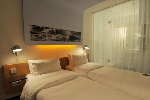 Mercure Nantes Centre Gare - image 6