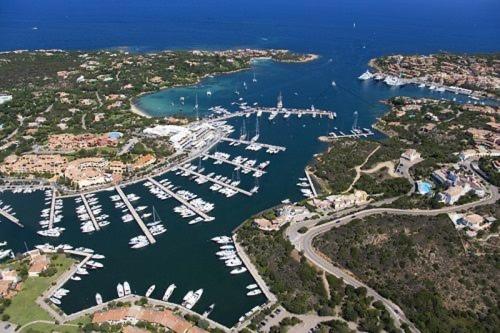 [PORTO CERVO] Casa con piscina e spiaggia privata