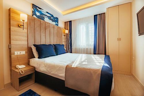The Milltown Hotel, Istanbul (photo 8)