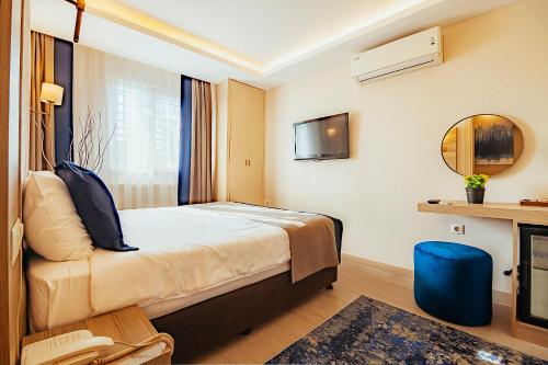 The Milltown Hotel, Istanbul (photo 9)