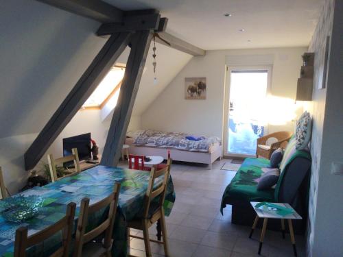 Appartement de 2 chambres avec terrasse amenagee et wifi a Lohr