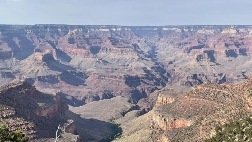 Grand Canyon Ponderosa Retreat w/Hot Tub, Fire Pit