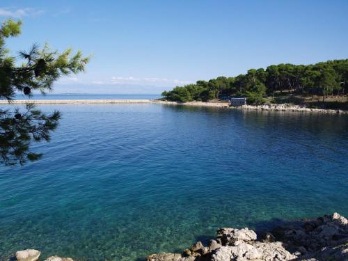 VELI LOŠINJ Rovenska 52