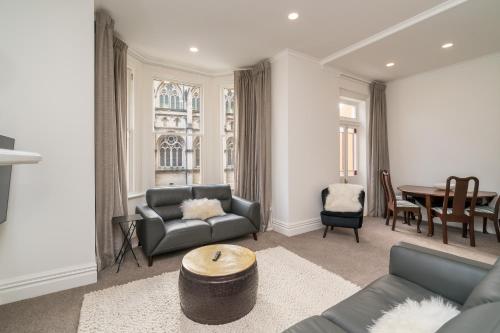 Inner City Executive Living on Stuart Street
