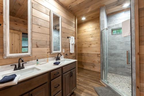 Freedom cabin - image 10