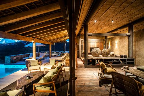 Three-Bedroom Grand Bay Pool Villa