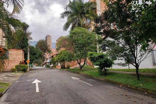 Casa Poblado- Manila. Parqueadero gratuito!, Medellín (Foto 3)