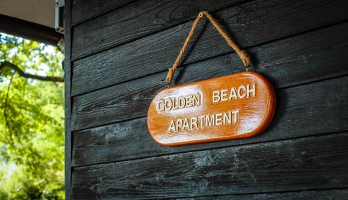 Golden Beach Apartment