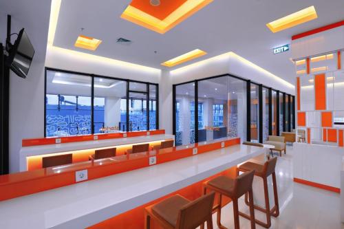 ห้องอาหาร, Starlet Hotel BSD City in เซอร์ปง