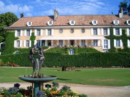 Château de Bonmont in Cheserex, Schweiz