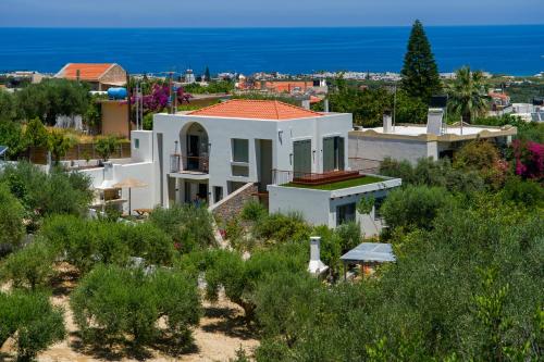 Pakio Luxury Villa : Private Cretan Holidays