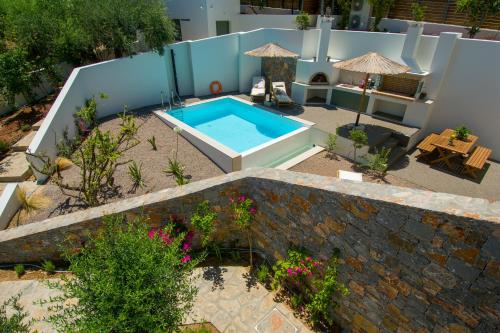 Pakio Luxury Villa : Private Cretan Holidays