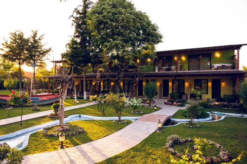 Viesnīcas āriene, SIMI Luxury Suites in Limani Litochorou