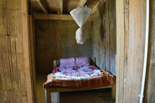 Xuyen tam lolo Homestay