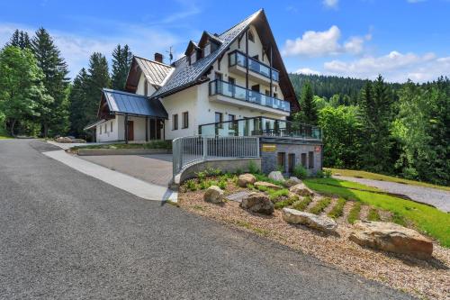 Rezidence Rokytnice - Apartment - Rokytnice Nad Jizerou