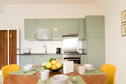 Casa Enza, for up to 5 people, Sorrento center