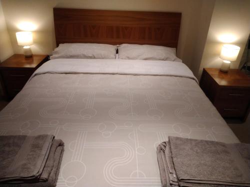 Spacious Luxury Room, Close to Everything.