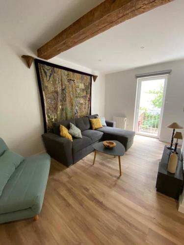 One-Bedroom Apartment image 10