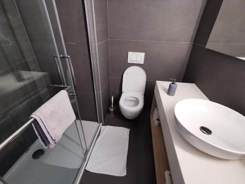 Cha Cha Rooms, Ljubljana (photo 10)