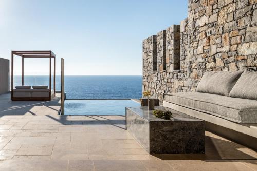 Acro Suites - A Wellbeing Resort