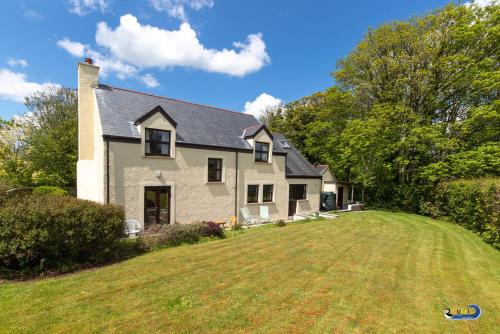 Harpers Lake - Beautiful Country Cottage with Countryside views
