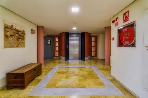 305637646 Jardines de La Santa