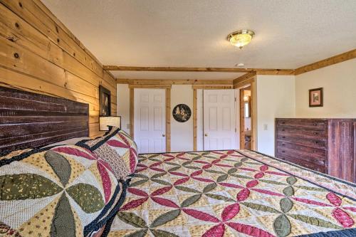 Secluded Rocky Mountain Hideaway in Fairplay! - image 11
