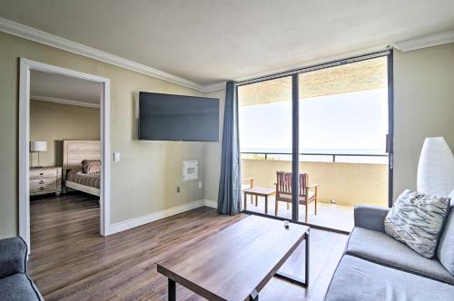 Waterfront Condo Resort Pool, Tennis and Beach in Hudson