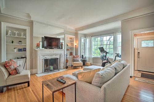 Charming Atlanta Apt - Walk to Piedmont Park! near Università Emory