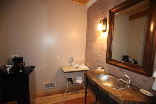 Swan River Inn – Bigfork, MT