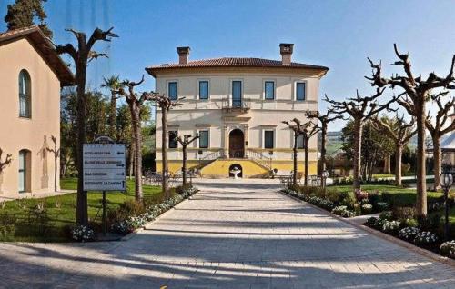  Villa Picena in Colli del Tronto