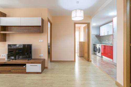 Gerona Apartment by GHR Rentals